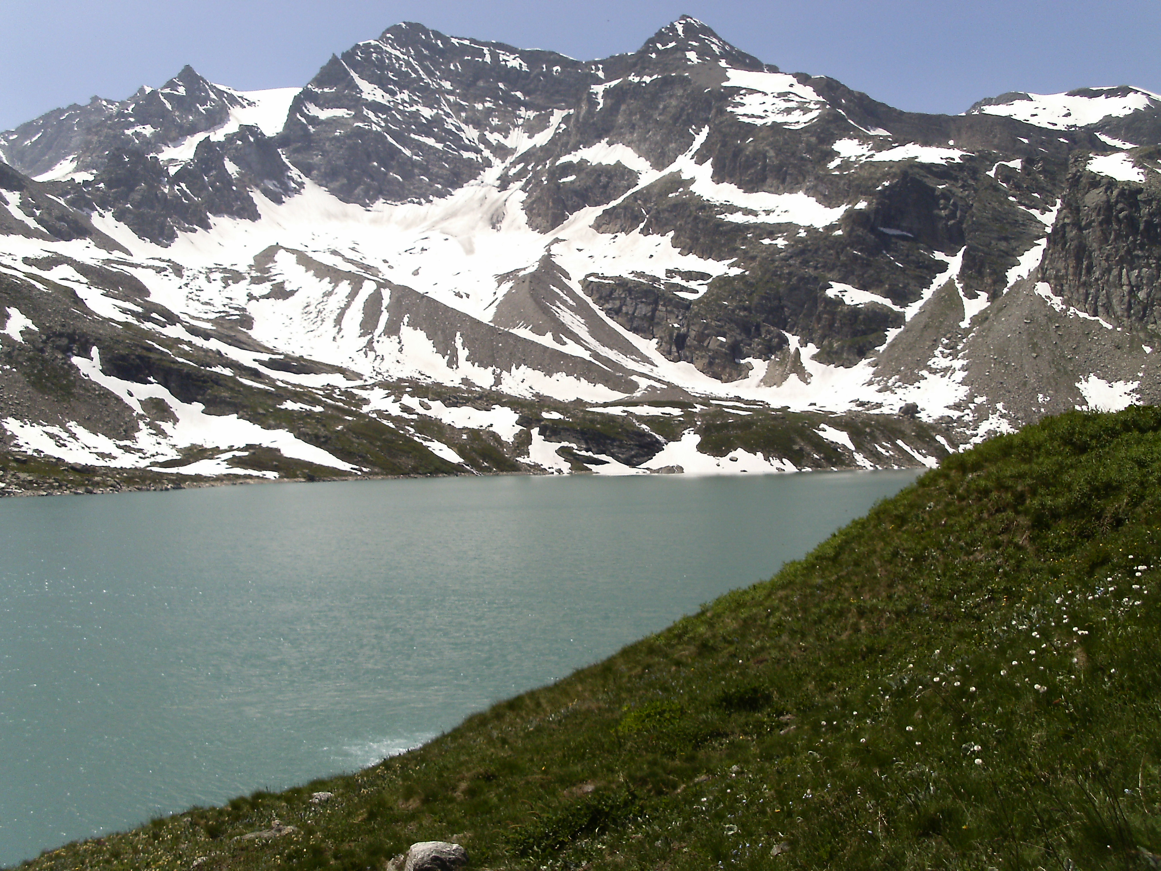 Il lago Serrù