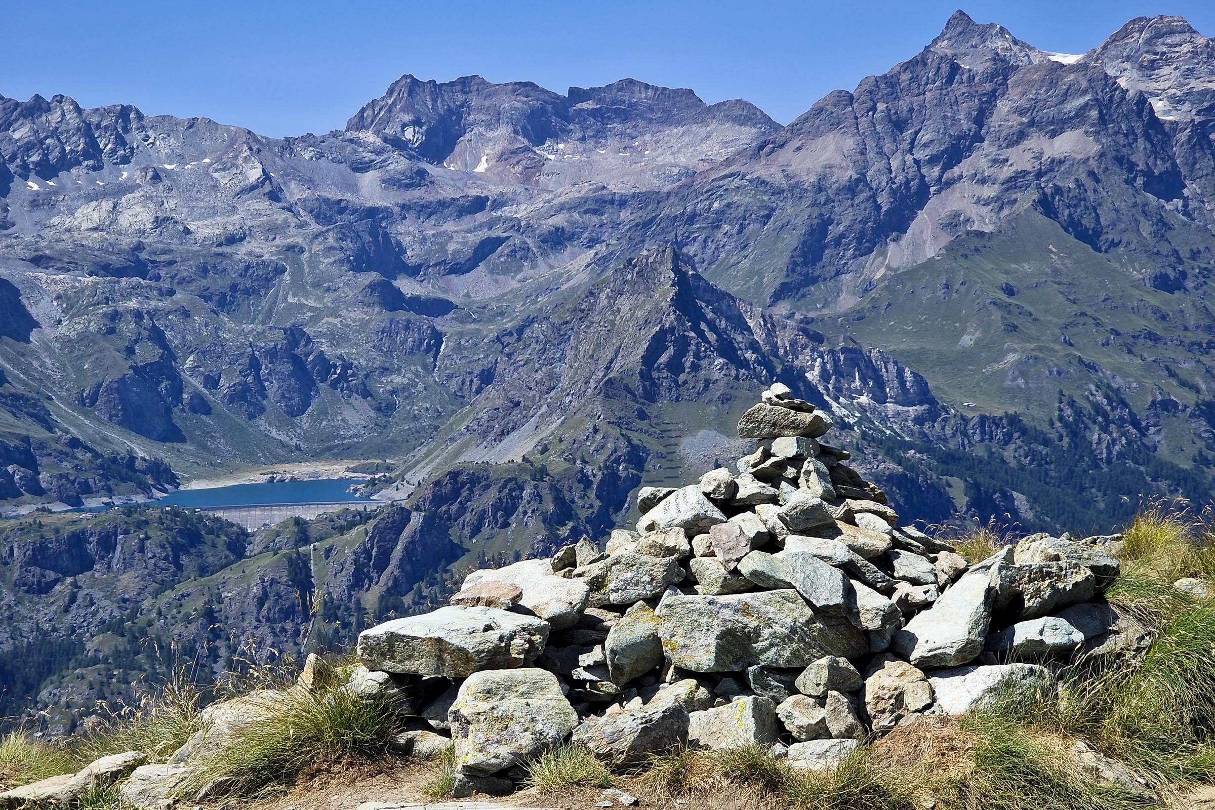 Lago di Cignana